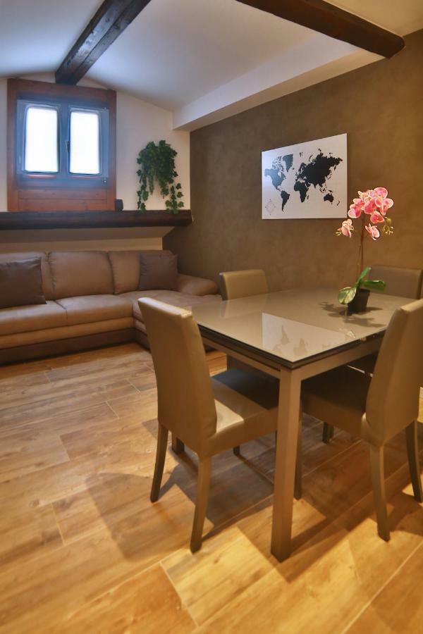 Apartament Garibaldi Fifty Attic Near Duomo Mediolan Zewnętrze zdjęcie